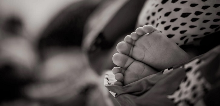 Barreras a la fecundidad: Los factores económicos y laborales rezagan la natalidad en España